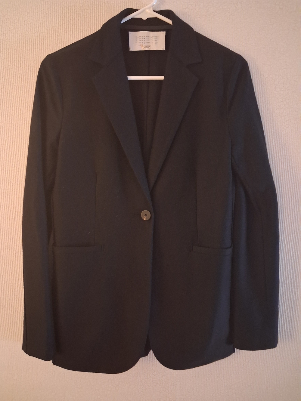 Harris Wharf London Women's Stand Up Collar Blazer Black Sz 42